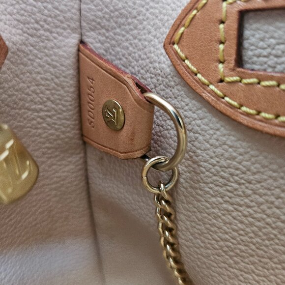 Louis Vuitton petite bucket bag 23 - Picture 10 of 10